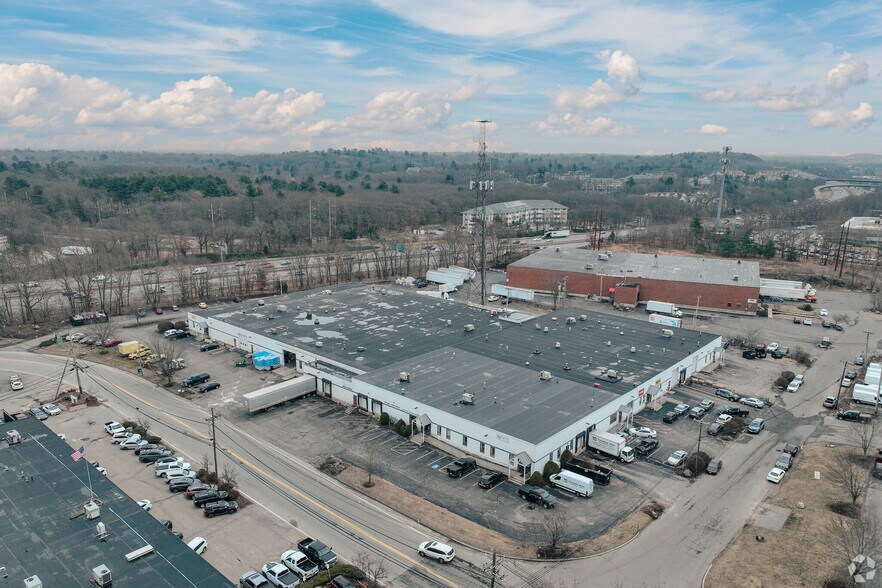 More Photos Of 65 Industrial Way, Wilmington Manufacturing For Lease