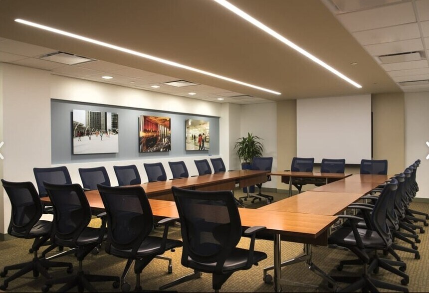 More Photos Of 8200 Greensboro Dr, McLean Office For Lease