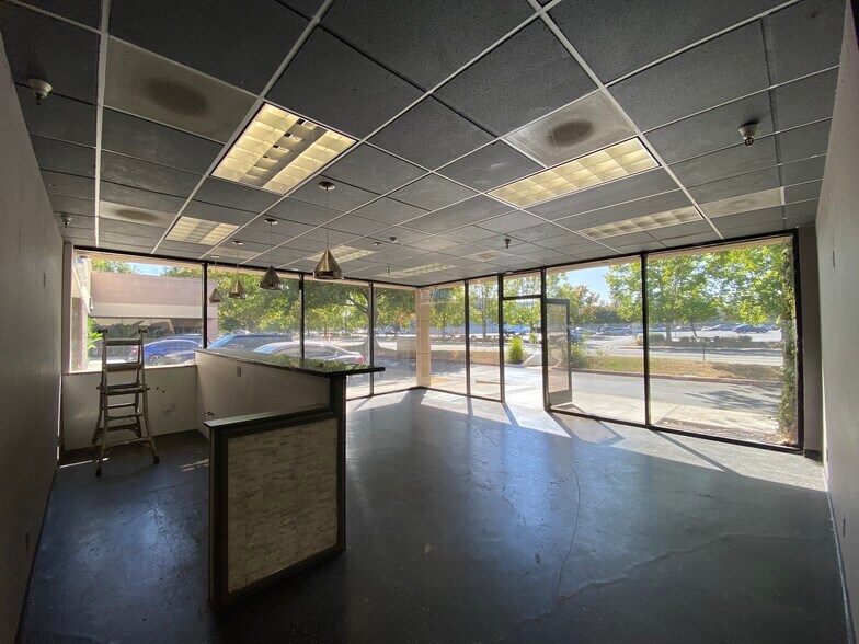 More Photos Of 5406 Thornwood Dr, San Jose Medical For Lease