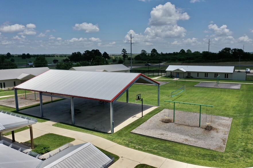 More Photos Of 4150 Highway 36 S, Brenham Shelter For Sale