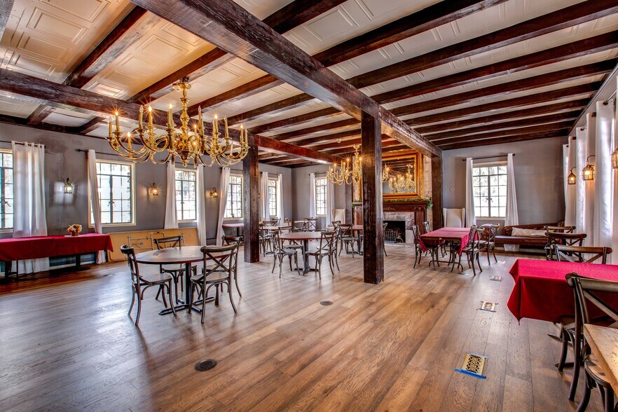 More Photos Of 8136 S Brook Forest Rd, Evergreen Specialty For Sale