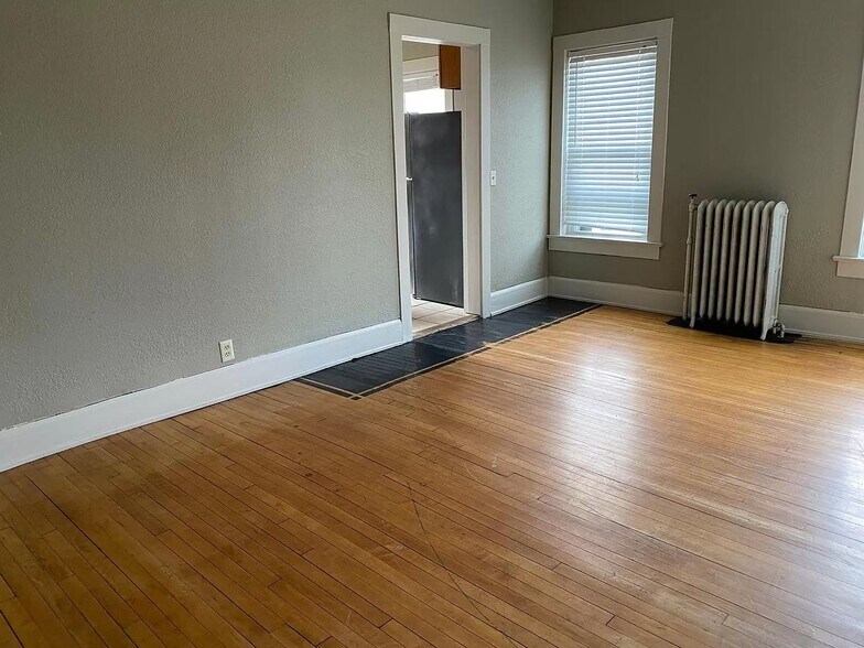 More Photos Of 610 Mulberry St, Rockford Apartments For Sale