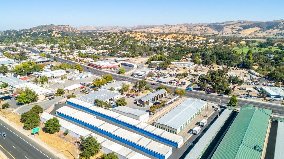 More Photos Of 9100 El Camino Real, Atascadero Carwash For Lease