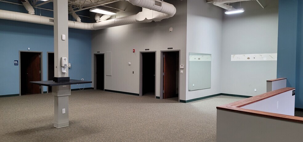 More Photos Of 131 New Rd, Parsippany Storefront For Lease