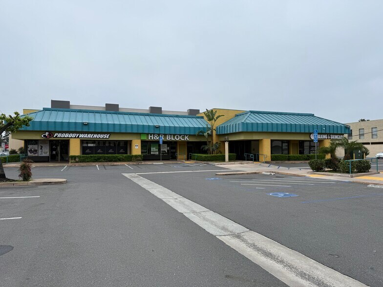 Primary Photo Of 301-345 W Main St, El Cajon Unknown For Lease