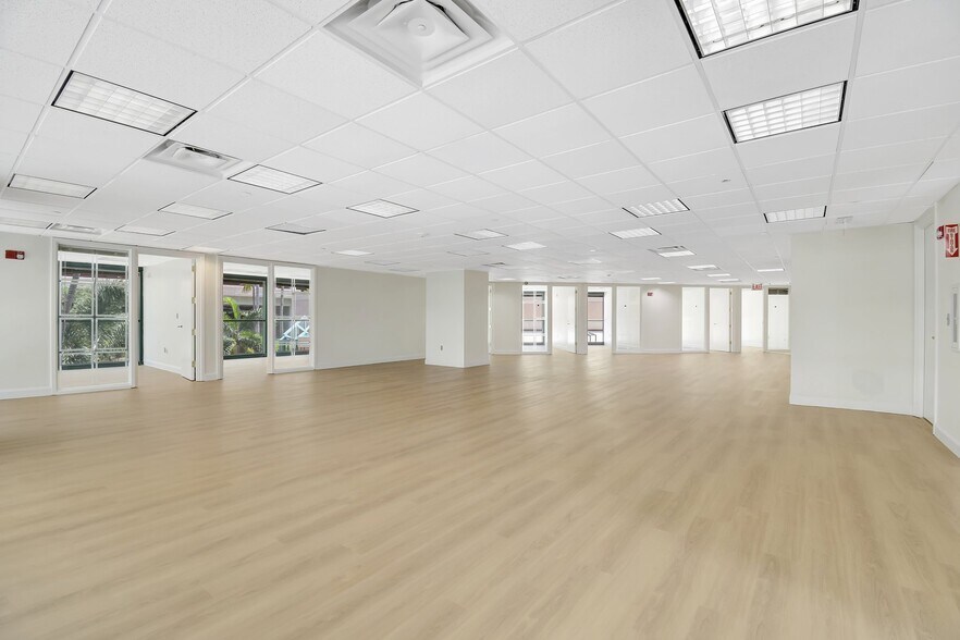 More Photos Of 200 S Andrews Ave, Fort Lauderdale Medical For Sale