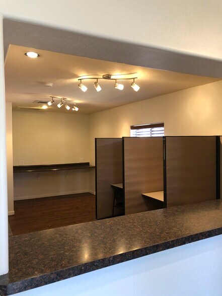 More Photos Of 1137 W McDowell Rd, Phoenix Medical For Lease