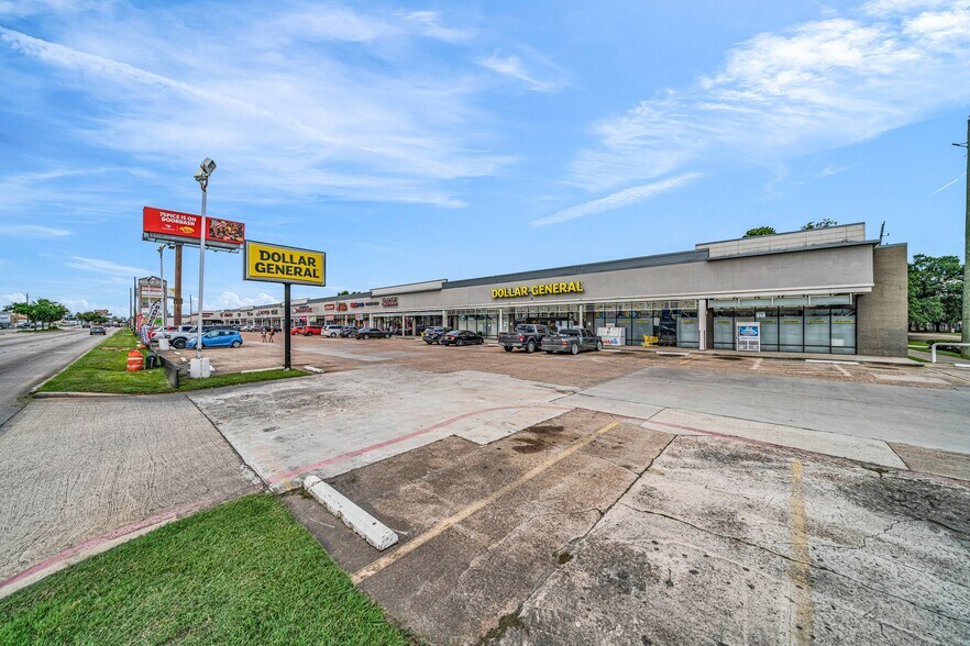 More Photos Of 2002-2080 FM-1960, Houston Unknown For Lease