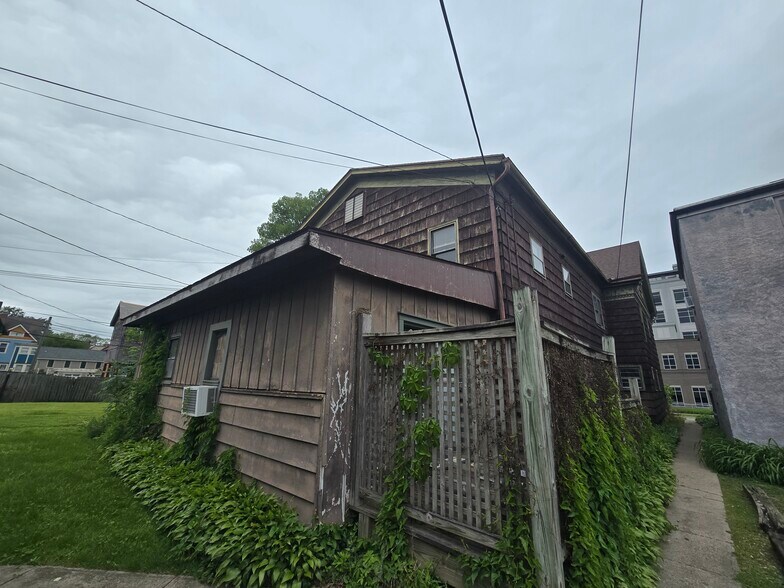 More Photos Of 813 W Berry St, Fort Wayne Apartments For Sale