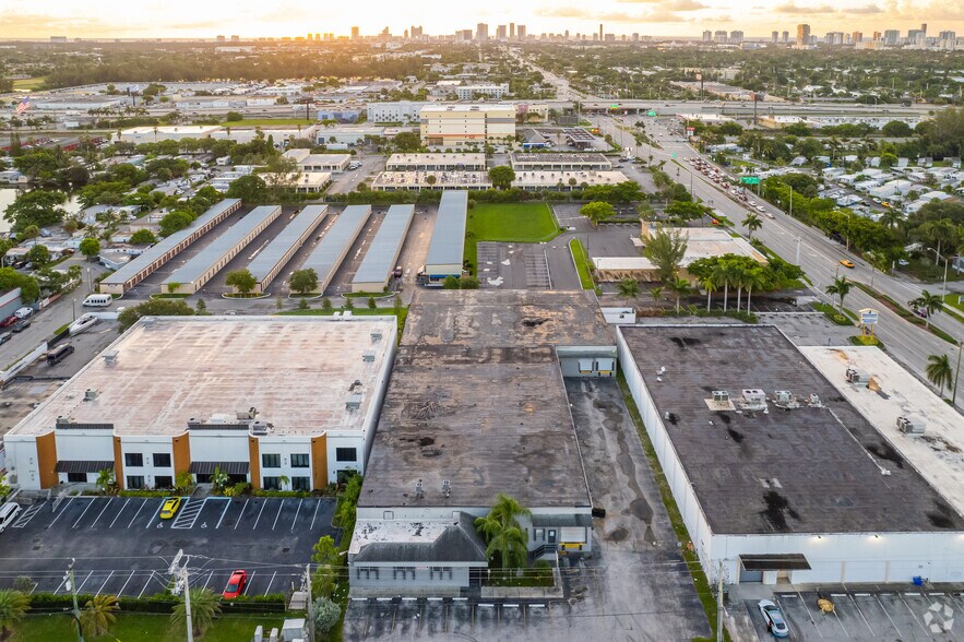 More Photos Of 2801 S Park Rd, Pembroke Park Warehouse For Sale