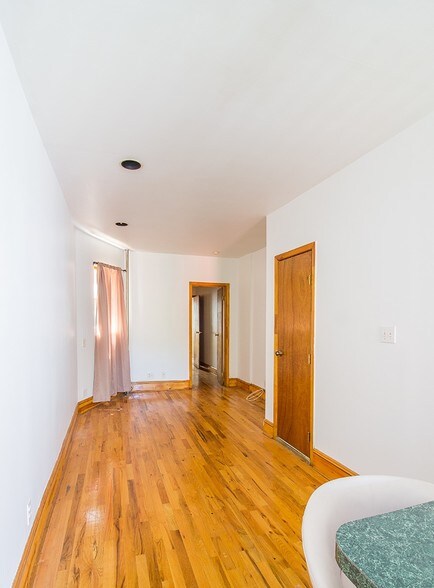 More Photos Of 435 Dekalb Ave, Brooklyn Apartments For Sale