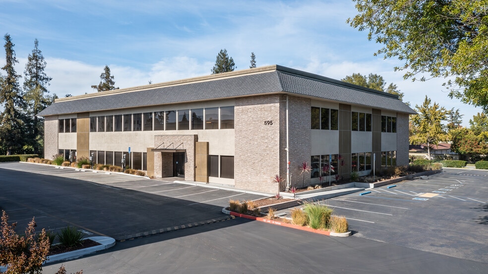 More Photos Of 595 Millich Dr, Campbell Office For Lease