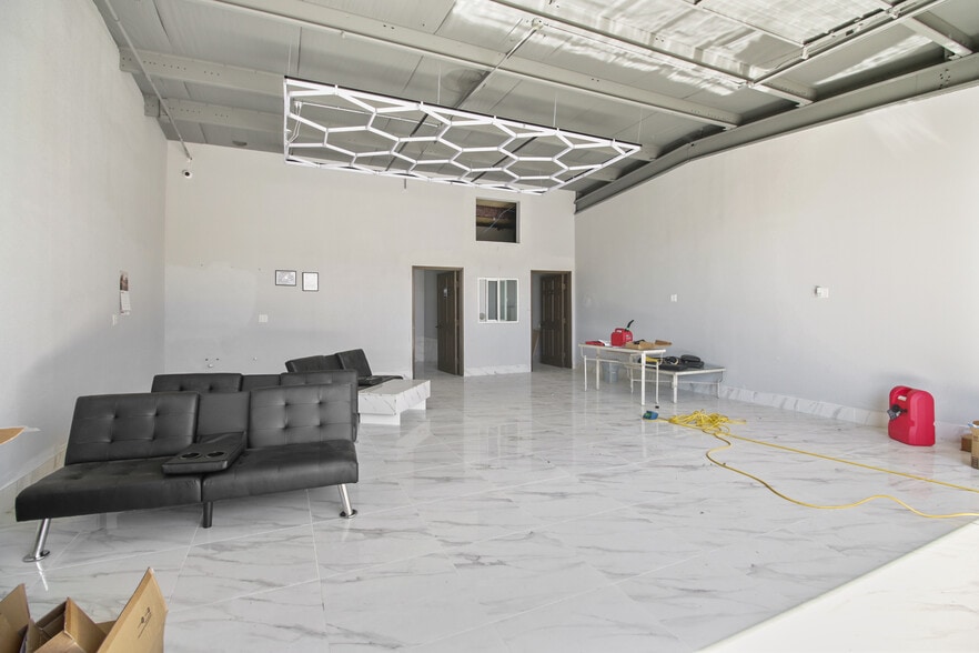 More Photos Of 4554 Auburn Blvd, Sacramento Auto Dealership For Sale