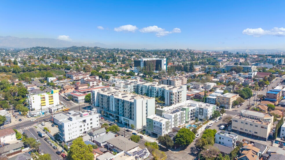 More Photos Of 330 N Westlake Ave, Los Angeles Apartments For Lease