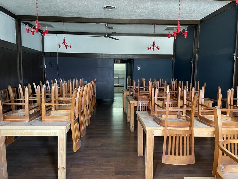 More Photos Of 9737 Joseph Campau St, Hamtramck Restaurant For Lease