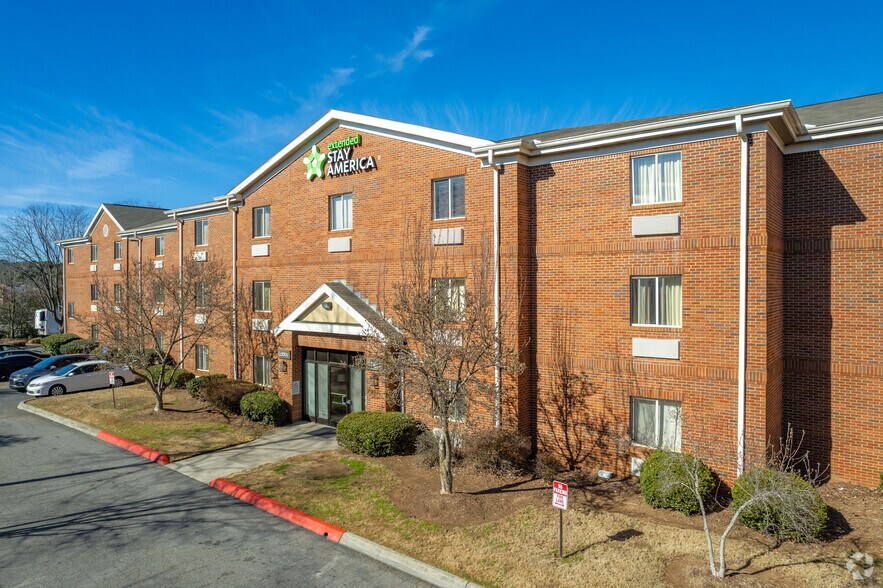 More Photos Of 7065 Jimmy Carter Blvd, Peachtree Corners Hotel For Sale