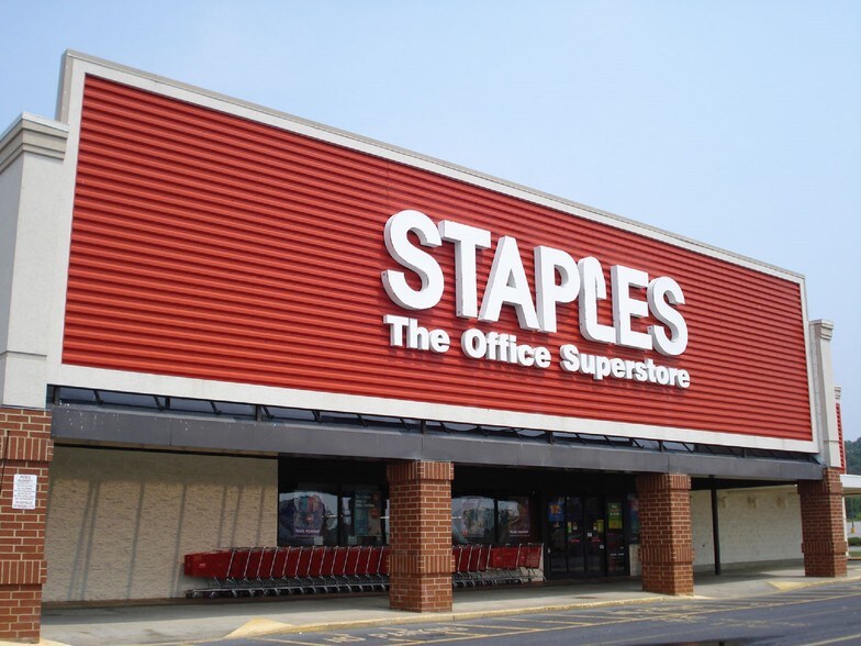 More Photos Of 103-850 Statler Blvd, Staunton Unknown For Lease