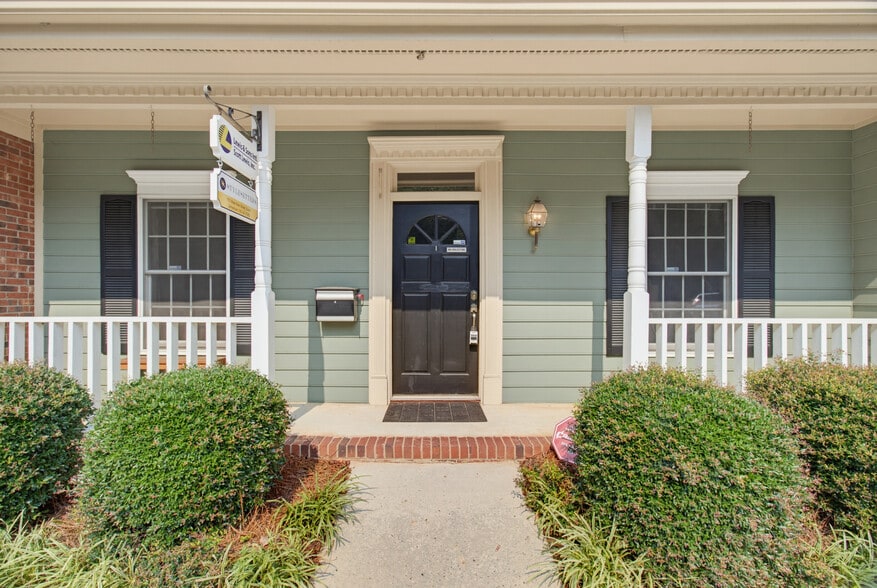 More Photos Of 701 W Main St, Jamestown Office For Sale