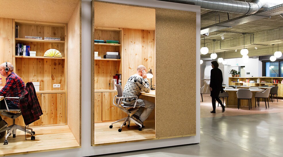 More Photos Of 1100 Wilson Blvd, Arlington Unknown For Lease