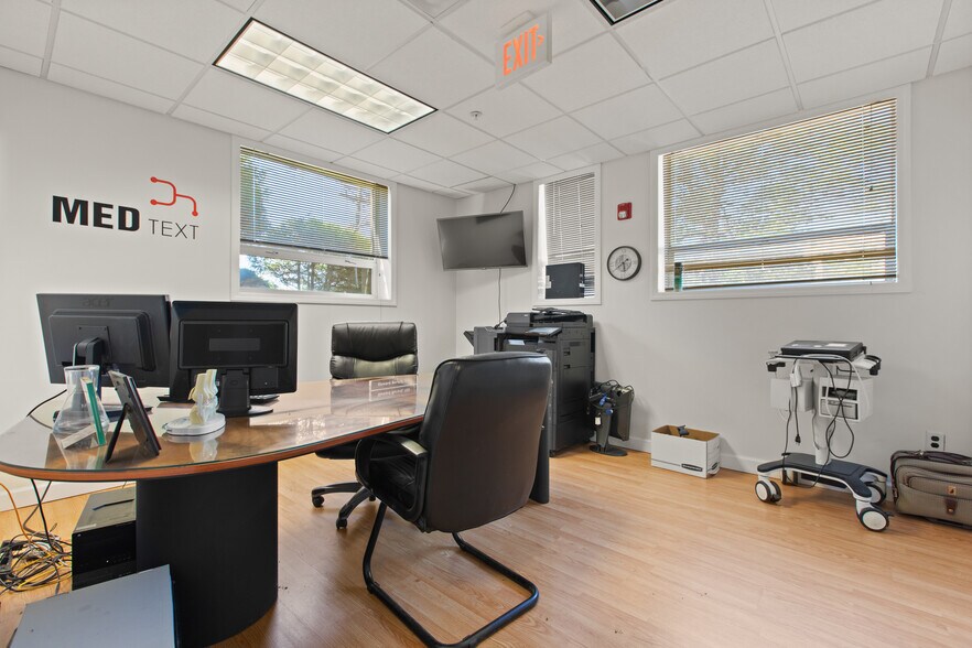 More Photos Of 111 Galway Pl, Teaneck Medical For Sale