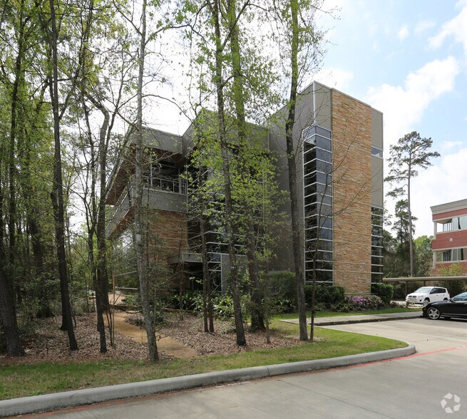 More Photos Of 1070 Evergreen Cir, The Woodlands Office For Lease