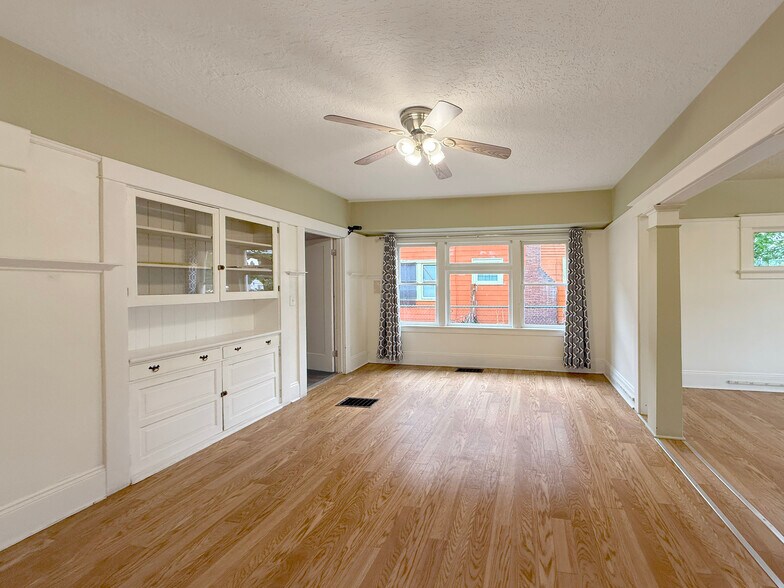 More Photos Of 8041-8045 E Burnside St, Portland Rehabilitation Center For Sale
