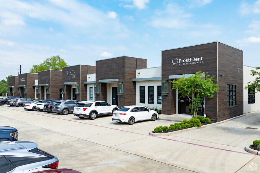 More Photos Of , Magnolia Unknown For Sale