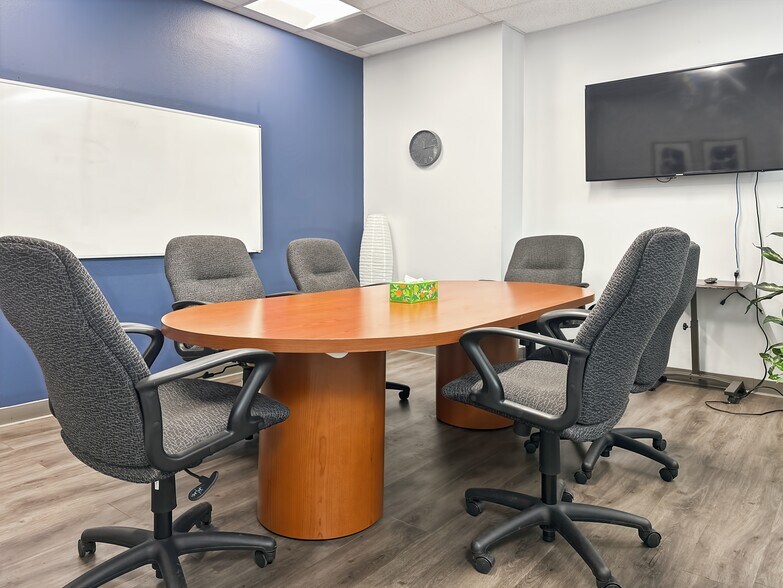 More Photos Of 6300 Riverside Plaza Ln NW, Albuquerque Coworking Space