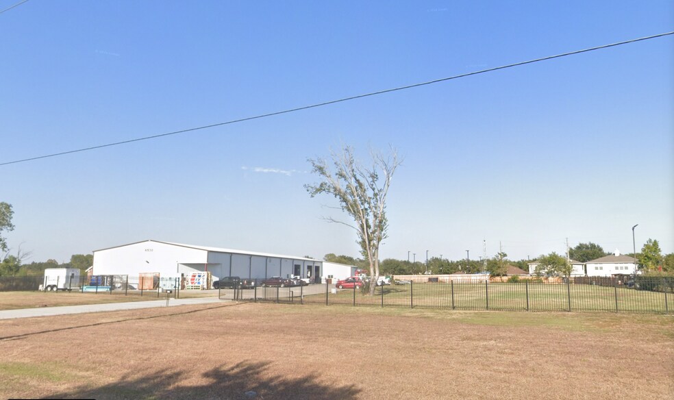 Primary Photo Of 6530 Queenston Blvd, Houston Warehouse For Lease
