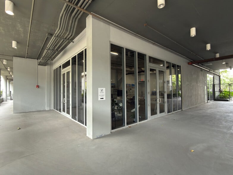 More Photos Of 2900 SW 28th Ln, Miami Apartments For Lease