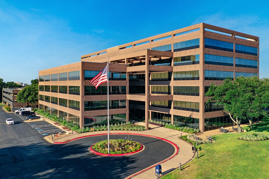 More Photos Of 505 E Huntland Dr, Austin Office For Lease