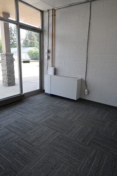 More Photos Of 4820 47 Ave, Red Deer Apartments For Lease