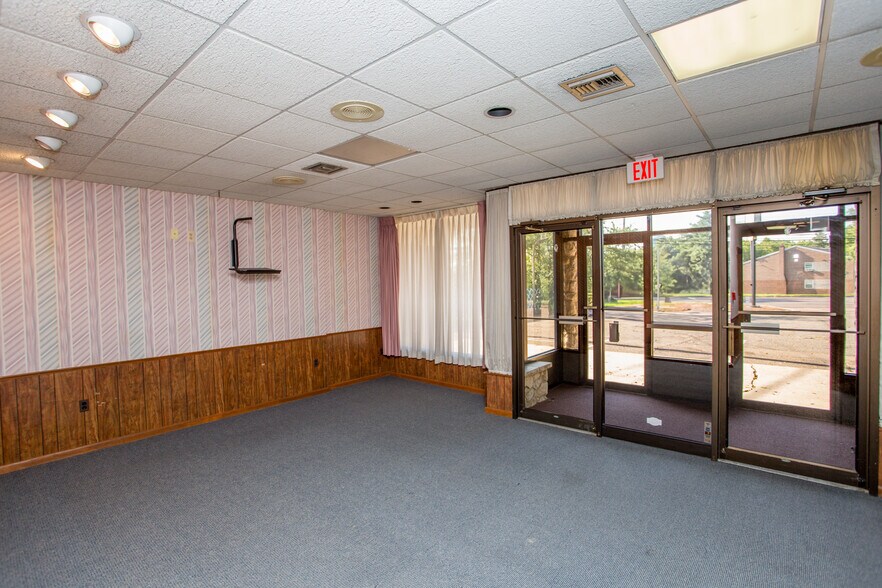 More Photos Of 329 Lincoln Hwy, Fairless Hills Warehouse For Sale