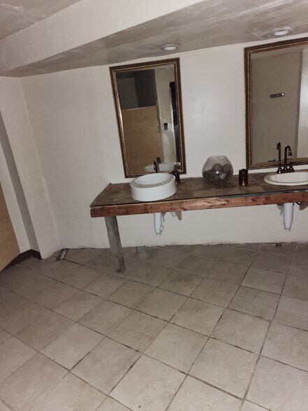 More Photos Of 3006 Harrison Ave, Cincinnati Storefront For Sale