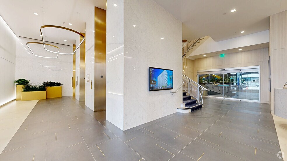 More Photos Of 10921 Wilshire Blvd, Los Angeles Medical For Lease
