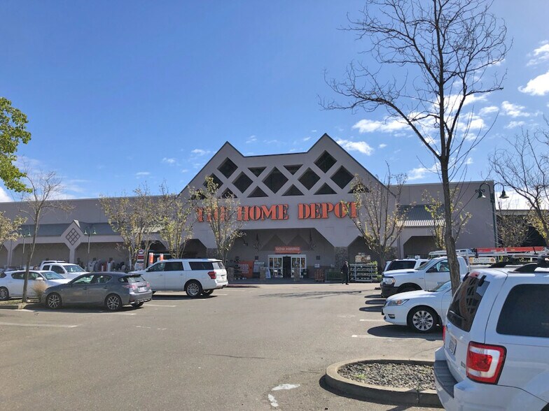 More Photos Of 6500 Hembree Ln, Windsor Freestanding For Sale