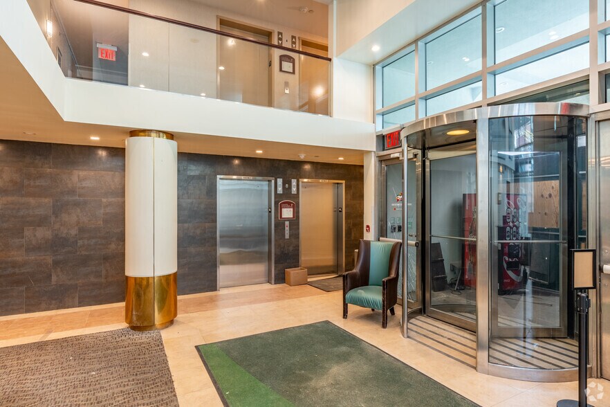More Photos Of 39-05 29th St, Long Island City Hotel For Sale