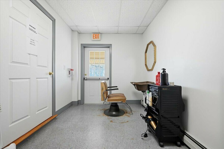 More Photos Of 306 W Main St, Pen Argyl Healthcare For Sale