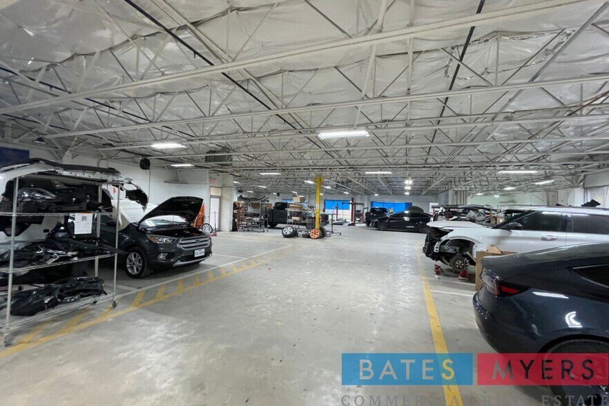 More Photos Of 8730 King George Dr, Dallas Service For Sale