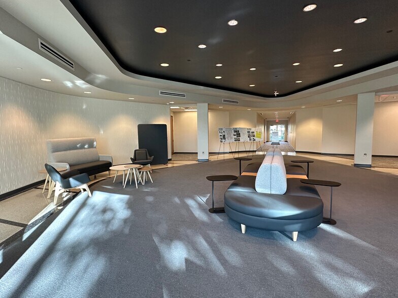 More Photos Of 27500 Drake Rd, Farmington Hills Office For Lease