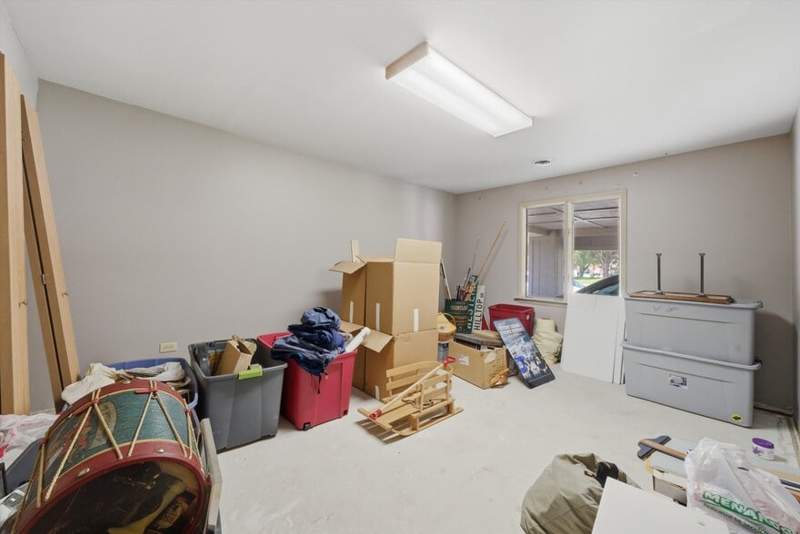 More Photos Of 2304 Plainfield Rd, Crest Hill Medical For Sale