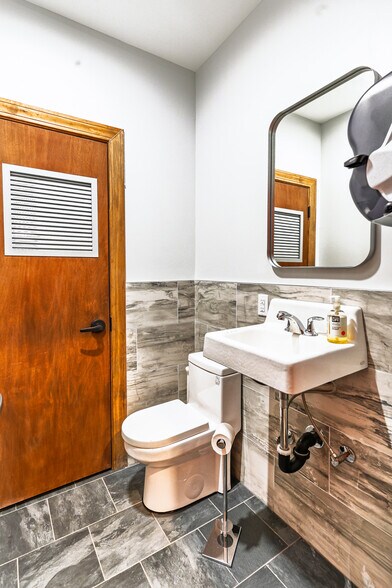 More Photos Of 430 Commerce Ln, West Berlin Showroom For Sale