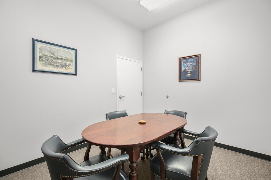 More Photos Of 4520 Plank Rd, Fredericksburg Medical For Lease