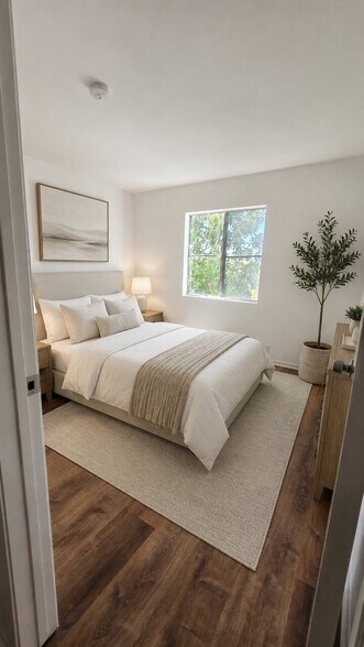 More Photos Of 4018 Camero Ave, Los Angeles Apartments For Sale