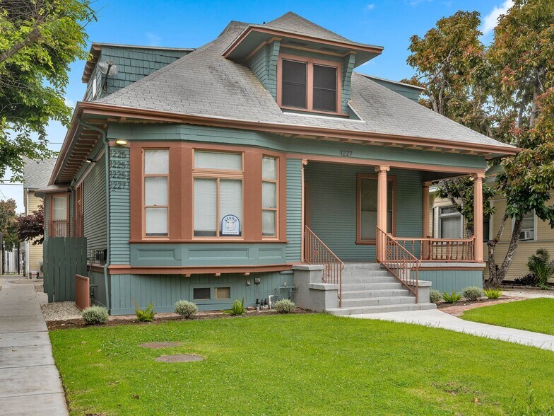 Primary Photo Of 1227 W 30th St, Los Angeles Apartments For Sale