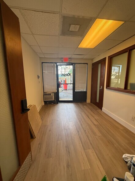 More Photos Of 5431-5441 NW 15th St, Margate Warehouse For Lease