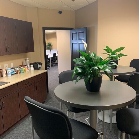 More Photos Of 41911 5th St, Temecula Office For Lease