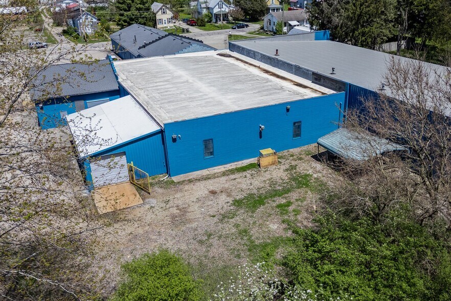 More Photos Of 303 E Parson St, Galion Manufacturing For Sale
