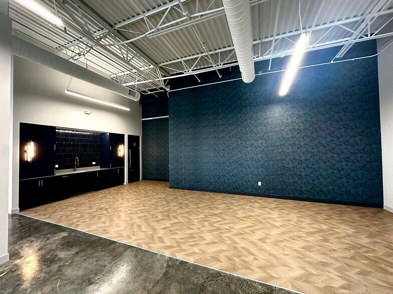 More Photos Of 700 E Campbell Rd, Richardson Office For Lease