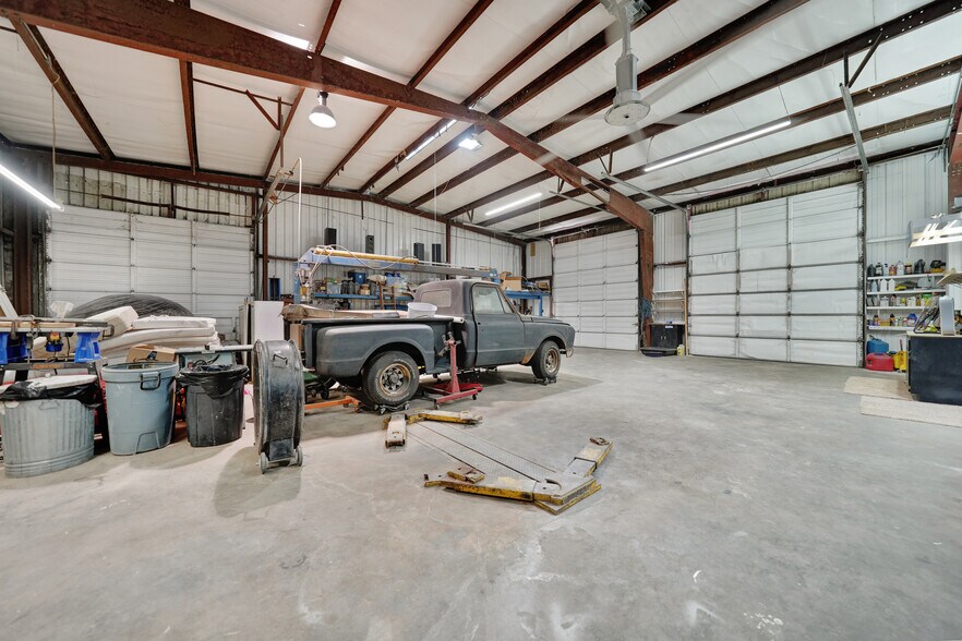 More Photos Of 2461 SW Highway 17, Arcadia Warehouse For Sale